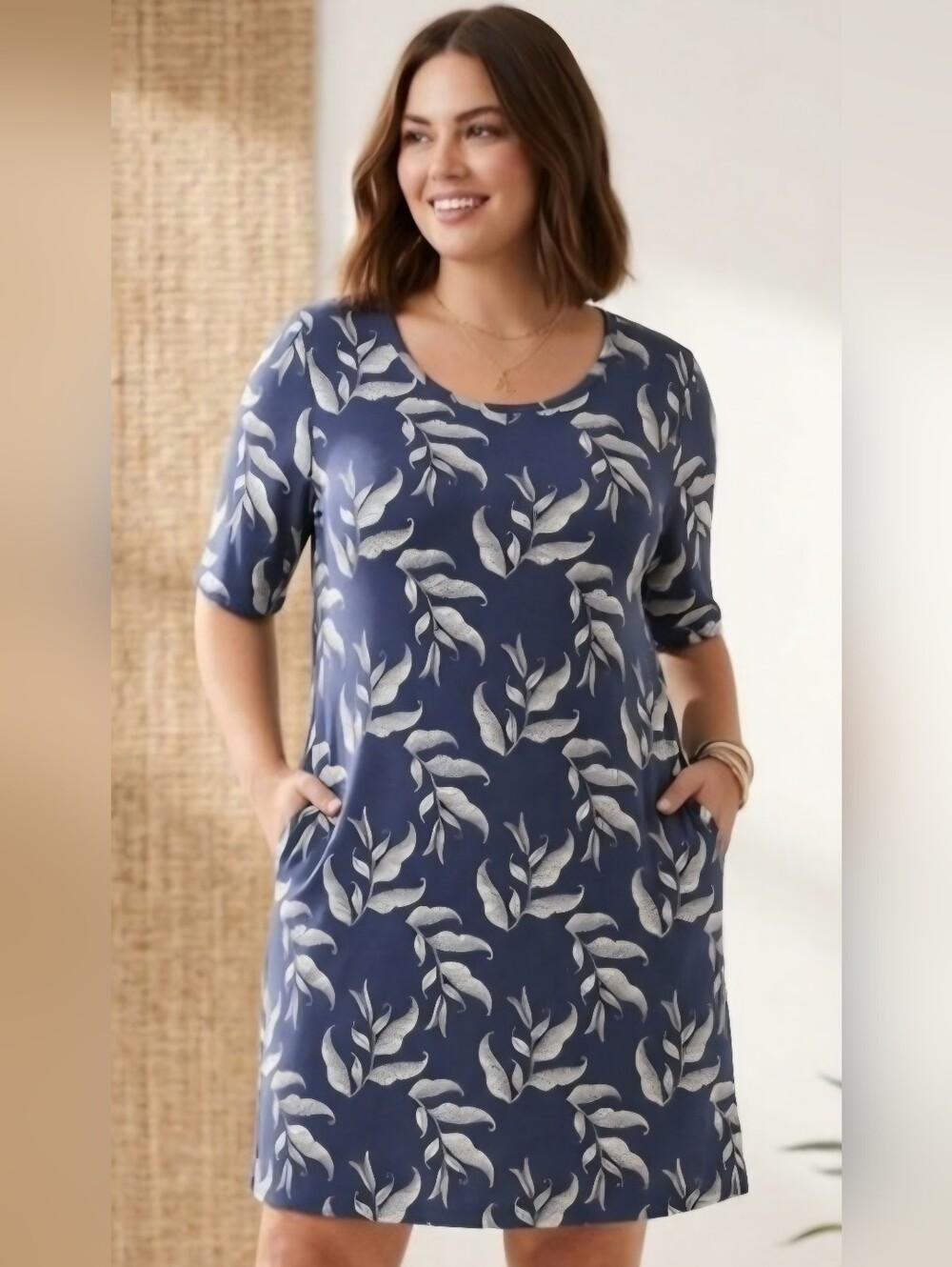 Lane Bryant Casual Navy Blue White Botanical Leaf Print fitted crew tee dress!